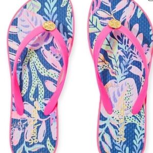 Lilly Pulitzer Oyster Bay Navy You’ve Been Spotted Flip Flop—NEVER WORN